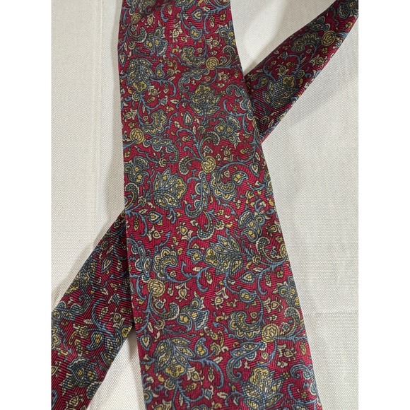 Neiman Marcus Other - Neiman Marcus Mens Silk Tie Burgundy Gold Blue Paisley Made in Italy 0487